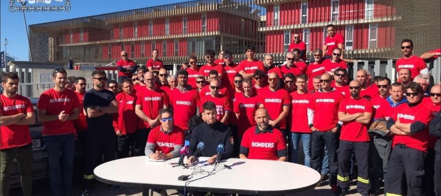 La Agrupación de Bomberos de Palma pide una solución a su "situación catastrófica". La Agrupación de Bomberos de Palma pide una solución a su "situación catastrófica".