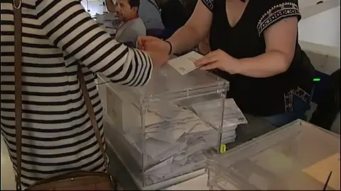 Urna en unas elecciones. '28A: una batalla en cada urna', el viernes en laSexta Columna