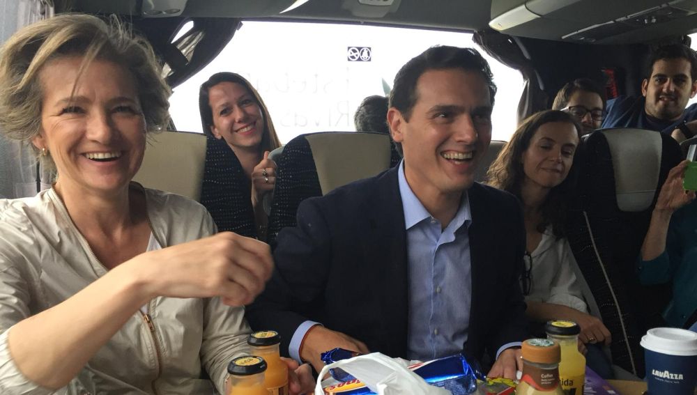 Albert Rivera en el autobús de campaña de Ciudadanos