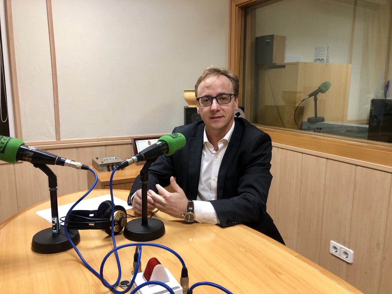 Entrevista Guillermo Martínez, candidato al Congreso por el Partido Popular Entrevista Guillermo Martínez, candidato al Congreso por el Partido Popular