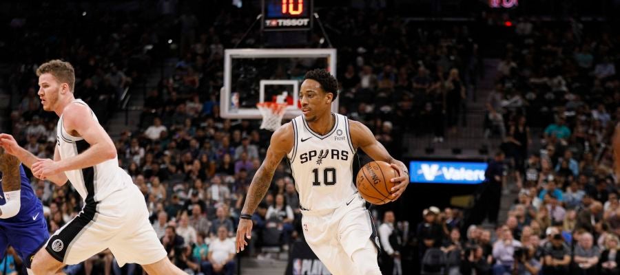 Demar DeRozan, contra los Nuggets Demar DeRozan, contra los Nuggets