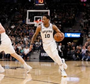 Demar DeRozan, contra los Nuggets Demar DeRozan, contra los Nuggets