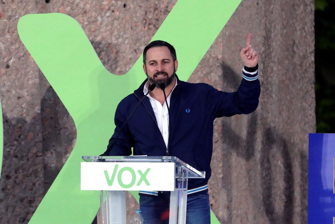 Santiago Abascal: “Hay que echar del Palacio de la Moncloa a los traidores sin escrúpulos que se han instalado en él” Santiago Abascal: “Hay que echar del Palacio de la Moncloa a los traidores sin escrúpulos que se han instalado en él”