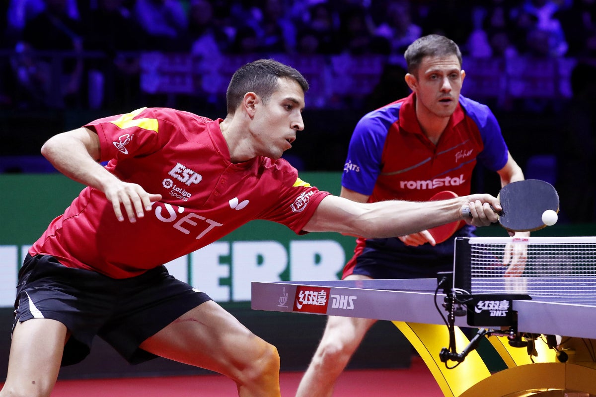 Álvaro Robles: "Llevo varios años viviendo del tenis de mesa, me siento un afortunado por poder dedicarme a ello" Álvaro Robles: "Llevo varios años viviendo del tenis de mesa, me siento un afortunado por poder dedicarme a ello"