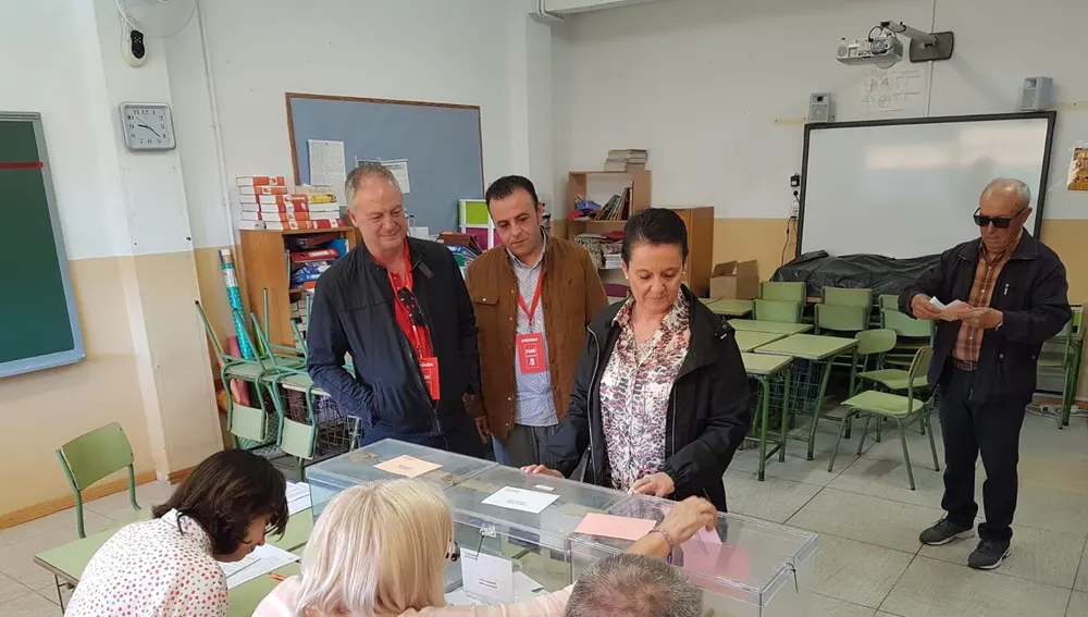 Toñi Serna, candidata del PSOE a Les Corts.