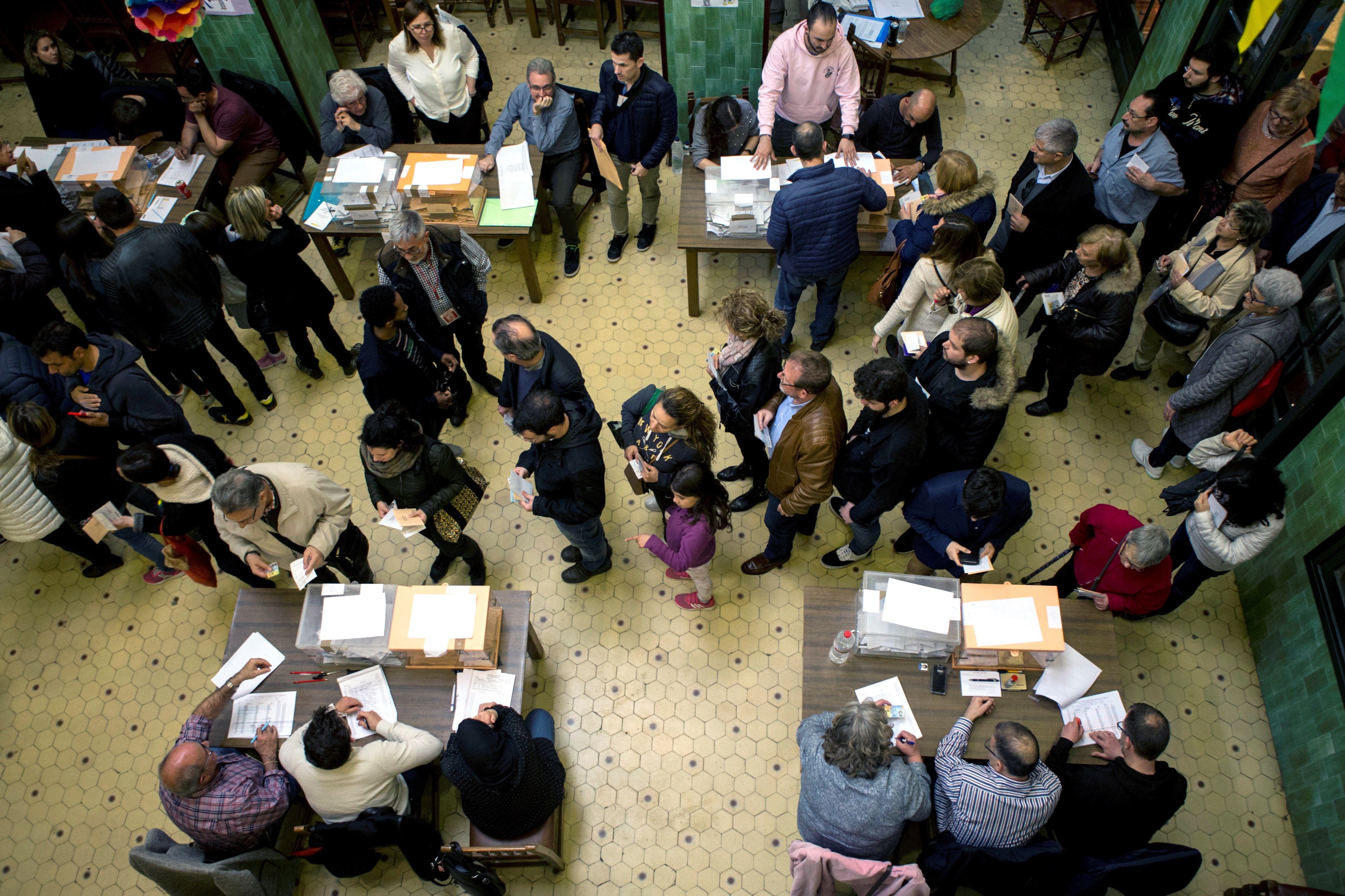 La participación se eleva al 75,5 %, casi 9 puntos más que en 2016 La participación se eleva al 75,5 %, casi 9 puntos más que en 2016