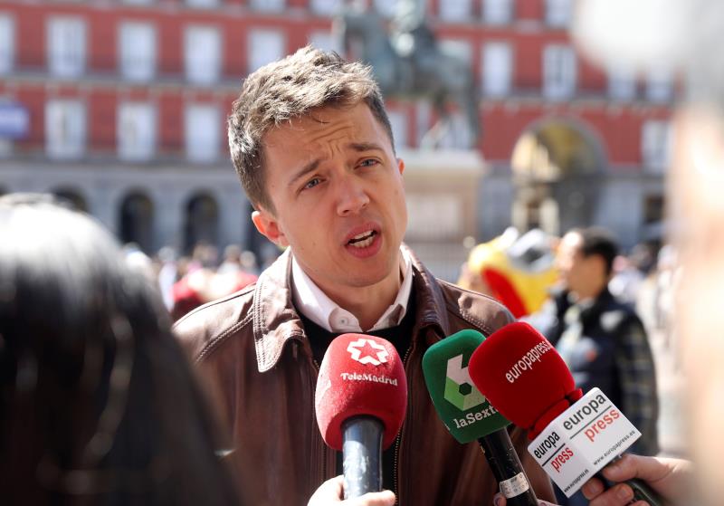 Errejón llama "flipado y bufón" a Vox: "España no es Milwaukee, flipados" Errejón llama "flipado y bufón" a Vox: "España no es Milwaukee, flipados"
