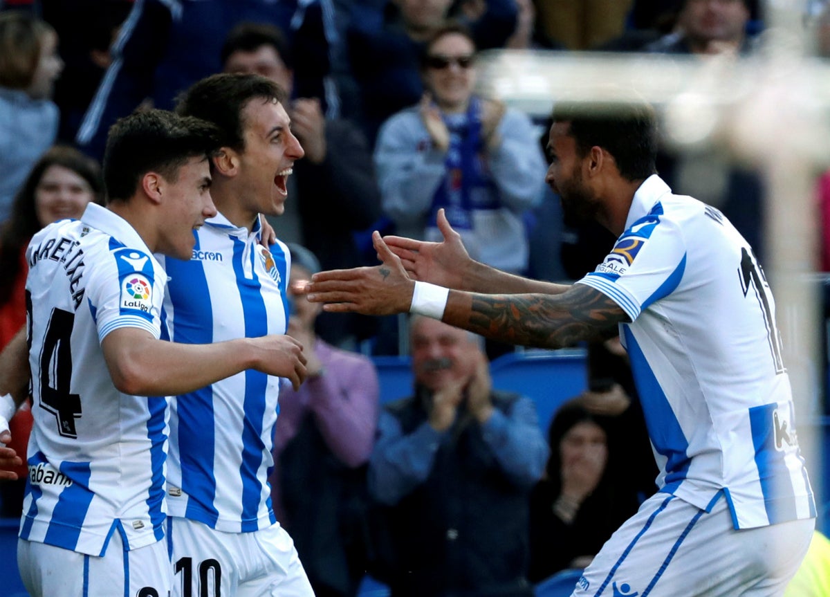 El Getafe tropieza en Anoeta ante la Real Sociedad pero se mantiene en puestos de Champions El Getafe tropieza en Anoeta ante la Real Sociedad pero se mantiene en puestos de Champions