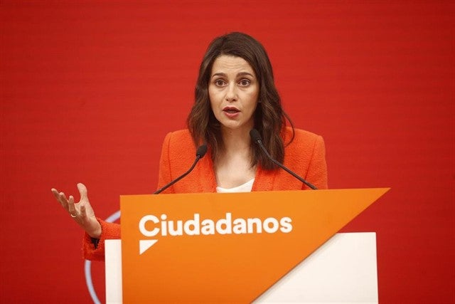PSOE y PP pendientes de un posible pacto con Ciudadanos en la comunidad PSOE y PP pendientes de un posible pacto con Ciudadanos en la comunidad