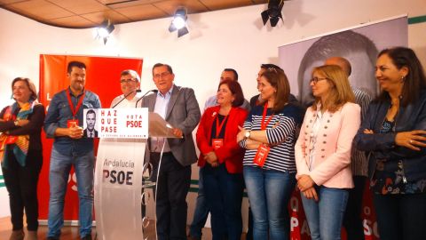 Alegr&iacute;a contenida en el Psoe