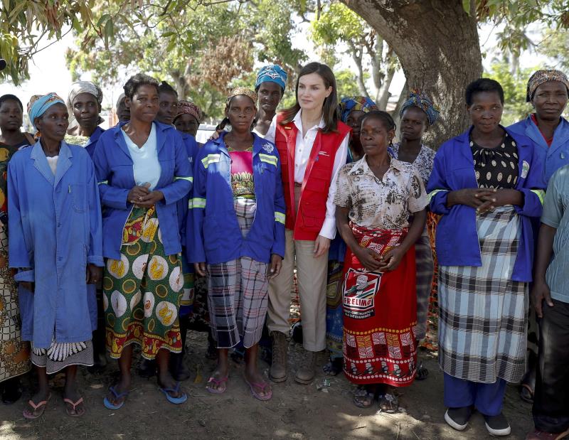 VÍDEO La Reina llega a la zona cero del ciclón Idai y agradece la labor a los cooperantes VÍDEO La Reina llega a la zona cero del ciclón Idai y agradece la labor a los cooperantes
