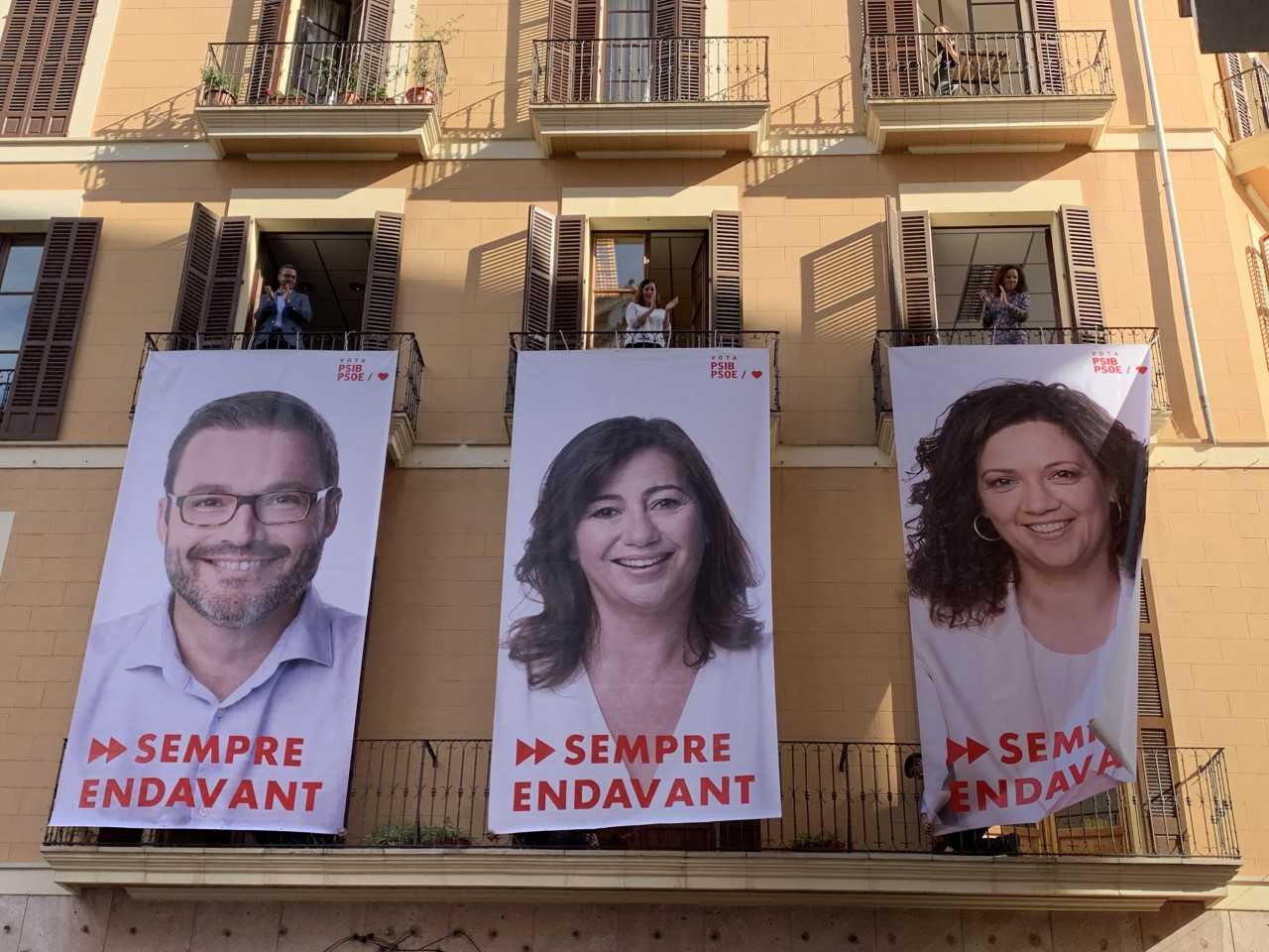 El PSOE apela a una nueva victoria para evitar "volver 40 años atrás" El PSOE apela a una nueva victoria para evitar "volver 40 años atrás"