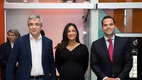 Luis Garicano, Begoña Villacís e Ignacio Aguado en el arranque de campaña Luis Garicano, Begoña Villacís e Ignacio Aguado en el arranque de campaña