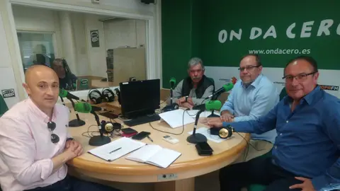 José Rizo de AESEC, Pedro Valero de ASAJA, Álvaro Sánchez de AEC y Fermín Crespo de AETE y Elche Piensa José Rizo de AESEC, Pedro Valero de ASAJA, Álvaro Sánchez de AEC y Fermín Crespo de AETE y Elche Piensa