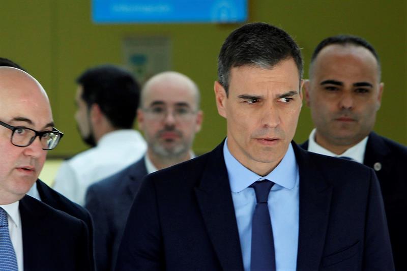 El Gobierno declara luto oficial hasta el domingo por el fallecimiento de Alfredo Pérez Rubalcaba El Gobierno declara luto oficial hasta el domingo por el fallecimiento de Alfredo Pérez Rubalcaba