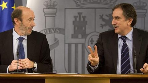 Valeriano G&oacute;mez con Alfredo P&eacute;rez Rubalcaba. 