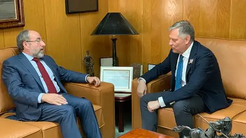 León y Cañizares durante la reunión de trabajo León y Cañizares durante la reunión de trabajo