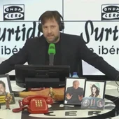 Manolo Sarriá: "¿Estáis tontos o qué pasa, que no tenéis a quien invitar?" Manolo Sarriá: "¿Estáis tontos o qué pasa, que no tenéis a quien invitar?"
