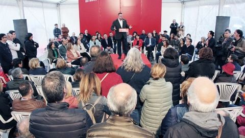 Adri&aacute;n Barb&oacute;n, cabeza de lista de la FSA-PSOE