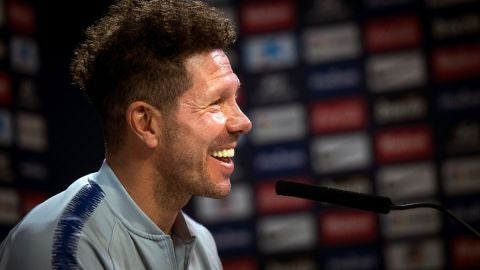 Simeone, sonriente en rueda de prensa