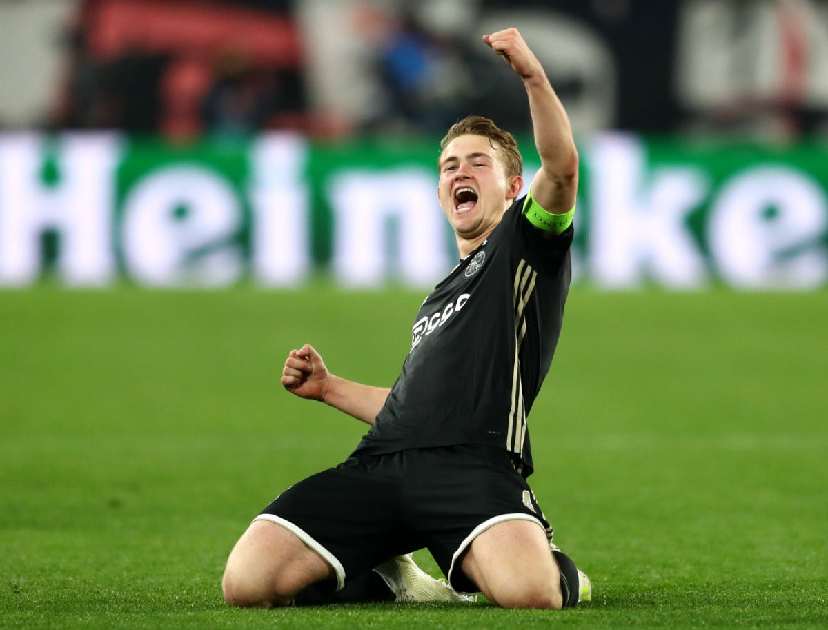 La Juventus hace oficial el fichaje de De Ligt por 75 millones más 10,5 en variables La Juventus hace oficial el fichaje de De Ligt por 75 millones más 10,5 en variables