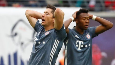 Lewandowski lamenta una ocasi&oacute;n ante el Leipzig