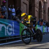 Roglic, en plena acción