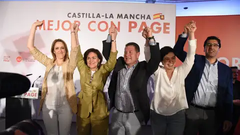 Mestre, Calvo, García-Page, Zamora y Caballero, en el acto de campaña celebrado en Ciudad Real Mestre, Calvo, García-Page, Zamora y Caballero, en el acto de campaña celebrado en Ciudad Real