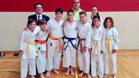 El Club Chazarra Elche se trajo seis medallas del Torneo de Primavera de Aspe. KARATE