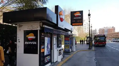 Gasolinera en la calle Xàtiva (València) Gasolinera en la calle Xàtiva (València)