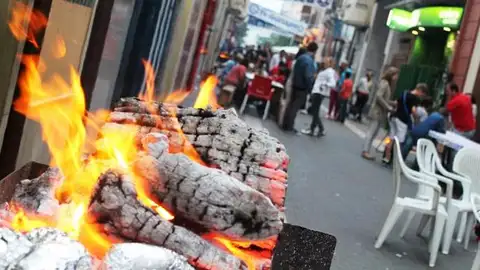 L´acte de la Xulla torna aquesta nit i per primera vegada com a Festa d´Interés Turístic Provincial. La Junta de Festes i la Cooperativa Catòlic Agrària repartiràN aquesta vesprada un miler d´ utensilis i ingredients als participants, per poder fer l´allioli.