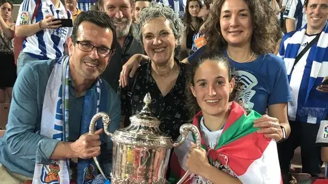 Real sociedad femenina campeona de la copa de la Reina Real sociedad femenina campeona de la copa de la Reina
