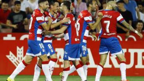 El Granada CF gana al Tenerife