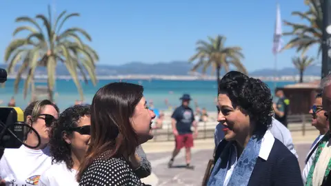 La ministra de trabajo, Magdalena Valerio y Francina Armengol PSIB