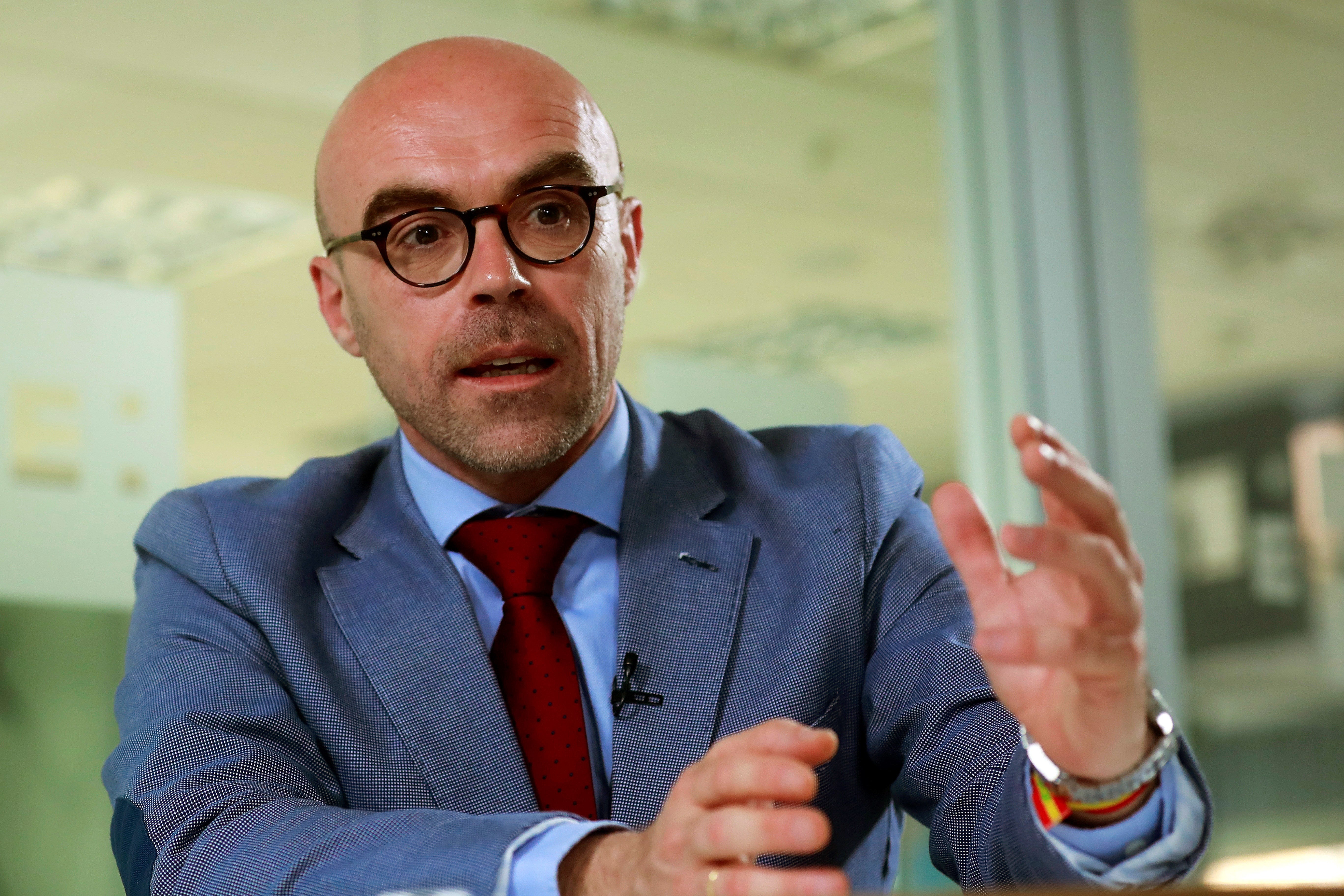 Vox compartirá grupo en la Eurocámara con los conservadores y con la flamenca N-VA que apoyó a Puigdemont Vox compartirá grupo en la Eurocámara con los conservadores y con la flamenca N-VA que apoyó a Puigdemont