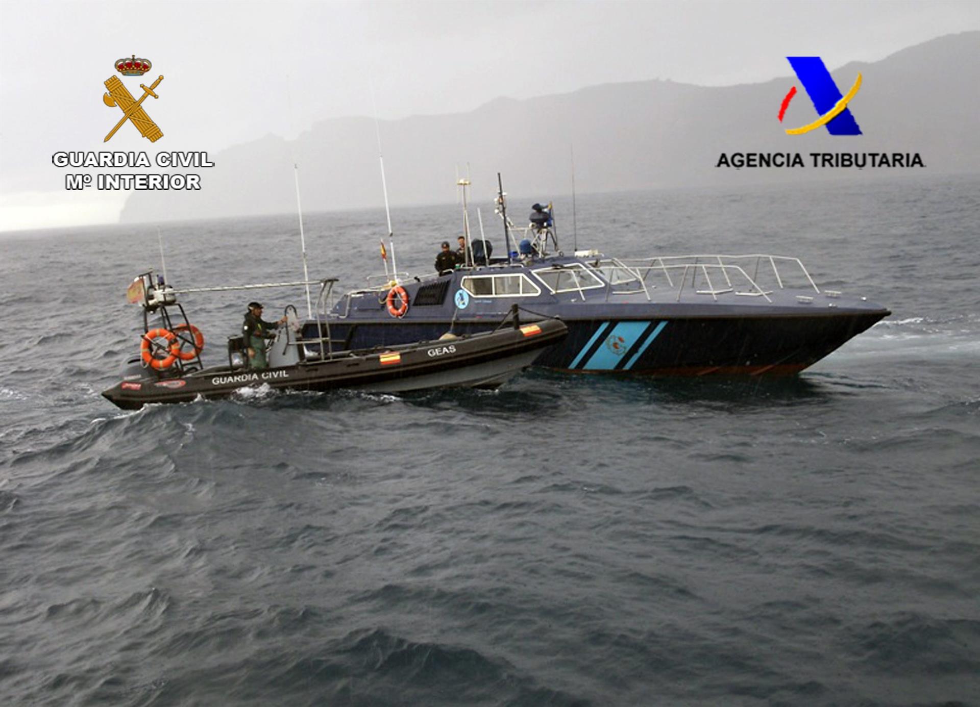 Interceptado un velero en alta mar con alrededor de 5.000 kilos de hachís Interceptado un velero en alta mar con alrededor de 5.000 kilos de hachís