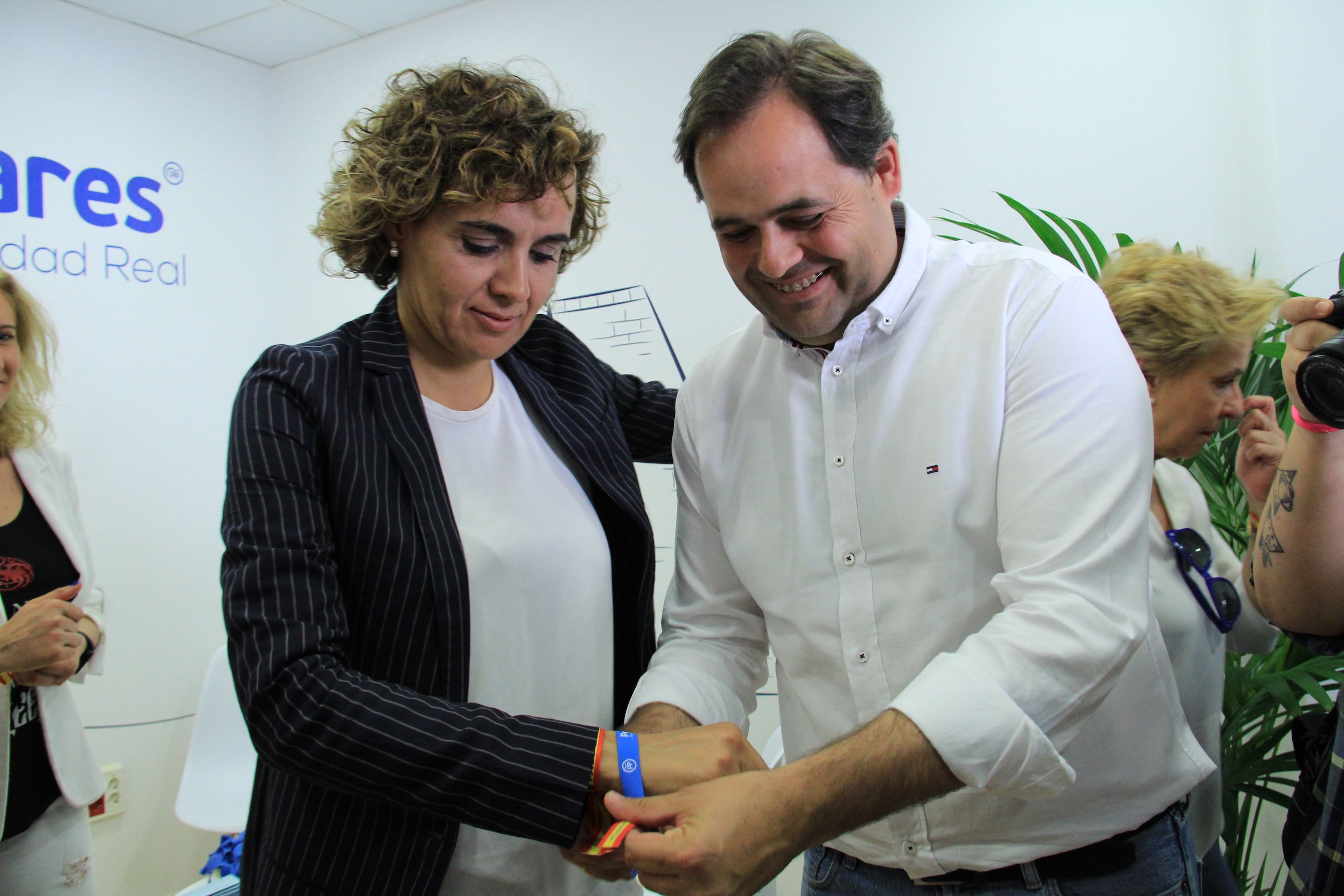 Montserrat defiende que "el PP es el partido de los agricultores" Montserrat defiende que "el PP es el partido de los agricultores"