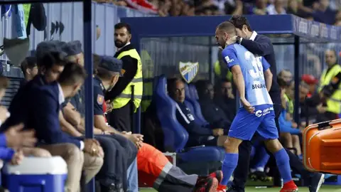 Expulsión de Keidi Bare en el Málaga-Oviedo Expulsión de Keidi Bare en el Málaga-Oviedo