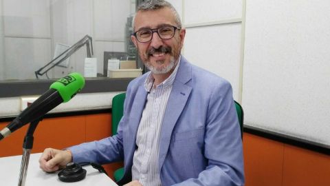 Entrevista de campa&ntilde;a en el programa "Gij&oacute;n en la Onda"