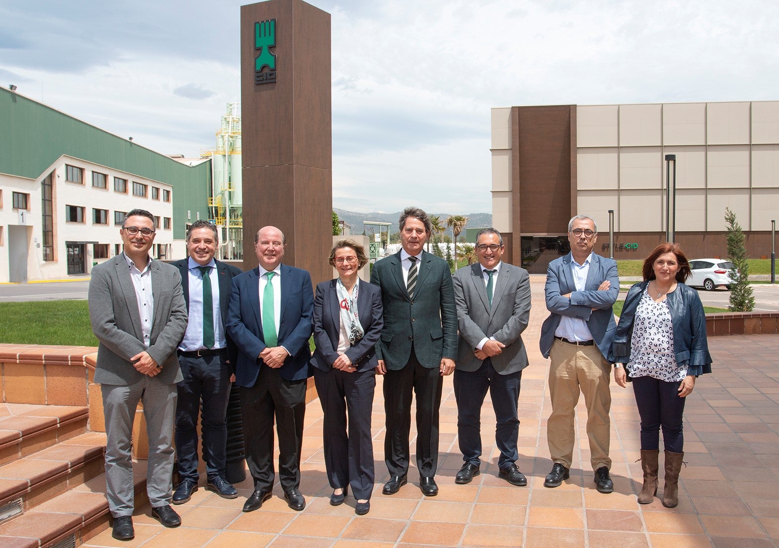 La rectora de la UJI realiza una visita institucional al Grupo Torrecid La rectora de la UJI realiza una visita institucional al Grupo Torrecid