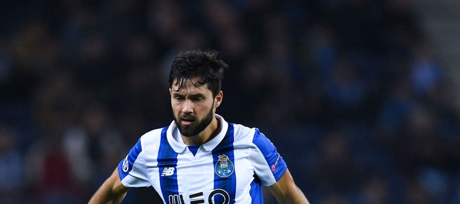 Felipe durante un partido con el Oporto Felipe durante un partido con el Oporto