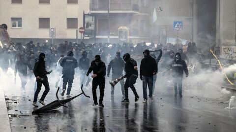 Ultras del Lazio antes de la final de la Copa italiana