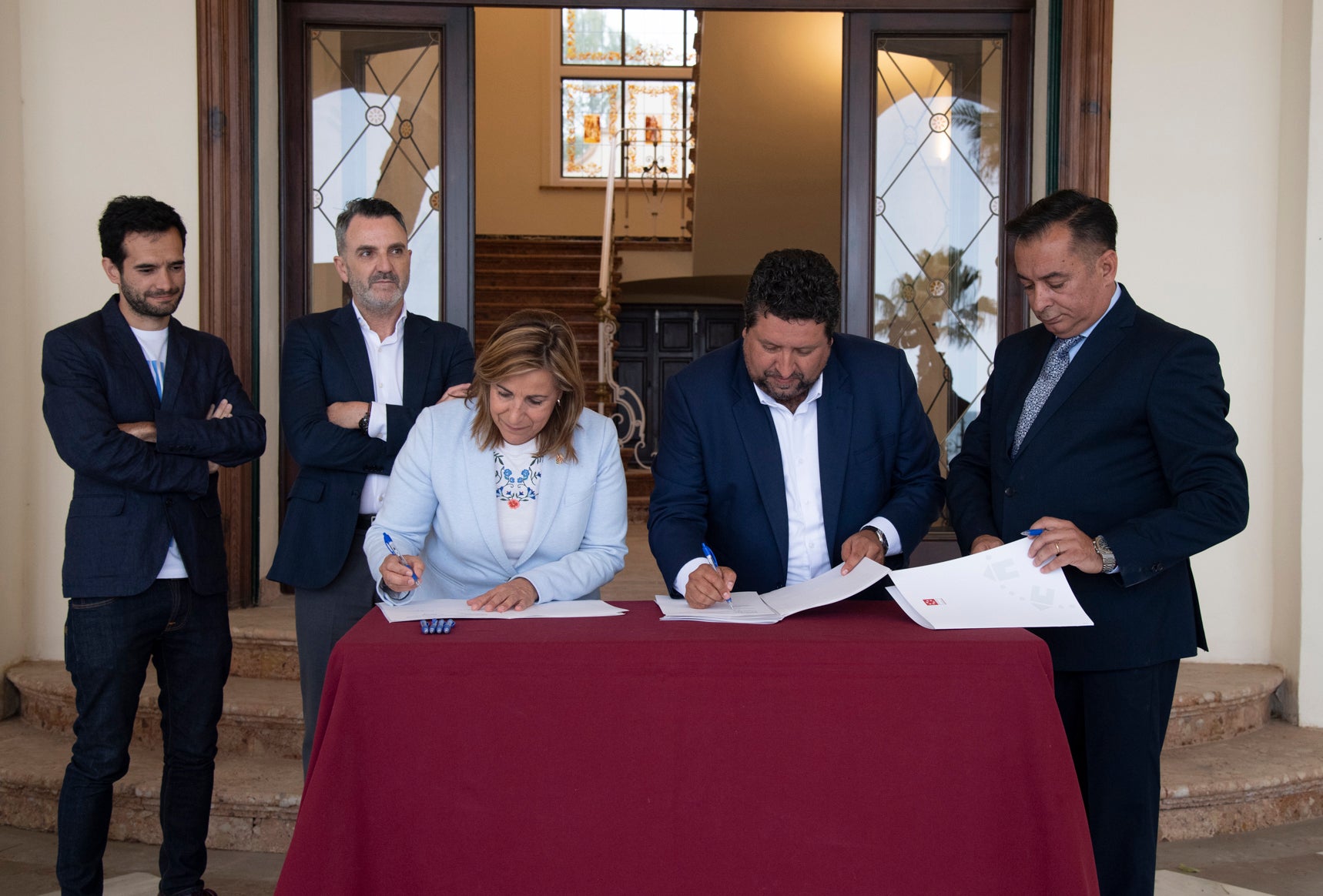 Diputación y Ayuntamiento de Benicàssim lanzan FIB Pro Startup para potenciar talento e innovación en torno a la industria musical Diputación y Ayuntamiento de Benicàssim lanzan FIB Pro Startup para potenciar talento e innovación en torno a la industria musical