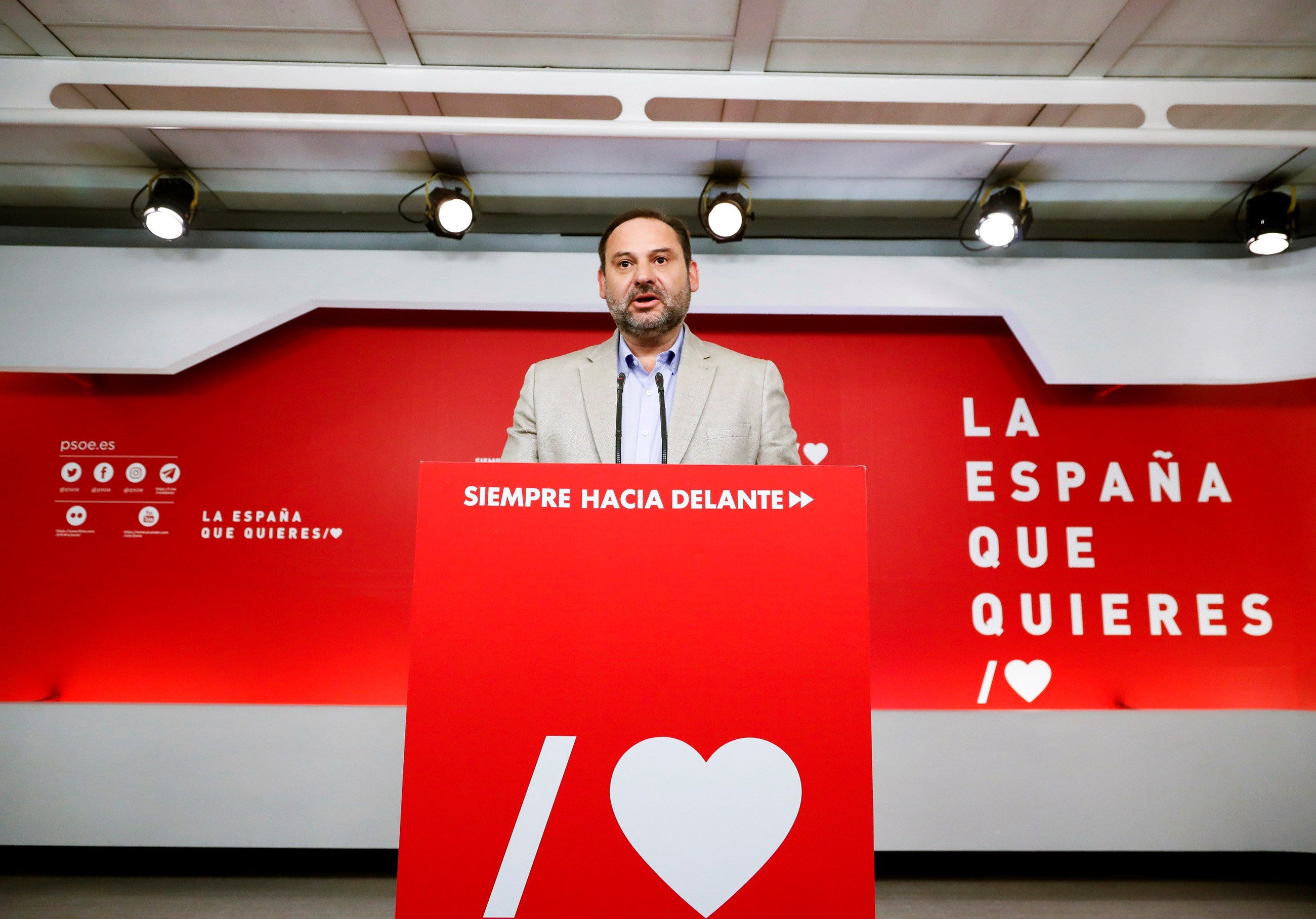 El PSOE de Zamora expulsa al concejal que dio a Vox una alcaldía en la provincia El PSOE de Zamora expulsa al concejal que dio a Vox una alcaldía en la provincia
