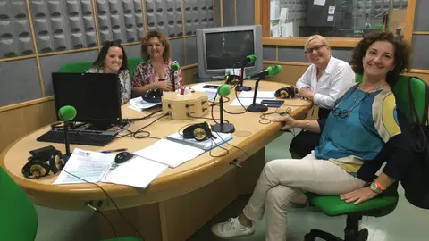 ONDA CERO CÁDIZ Medidas contra la violencia de género. Con Eva Tubío, Rosa de la Flor, Maite García y Lucrecia Valverde.