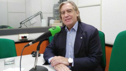 Entrevista de campa&ntilde;a en el programa "Gij&oacute;n en la Onda"