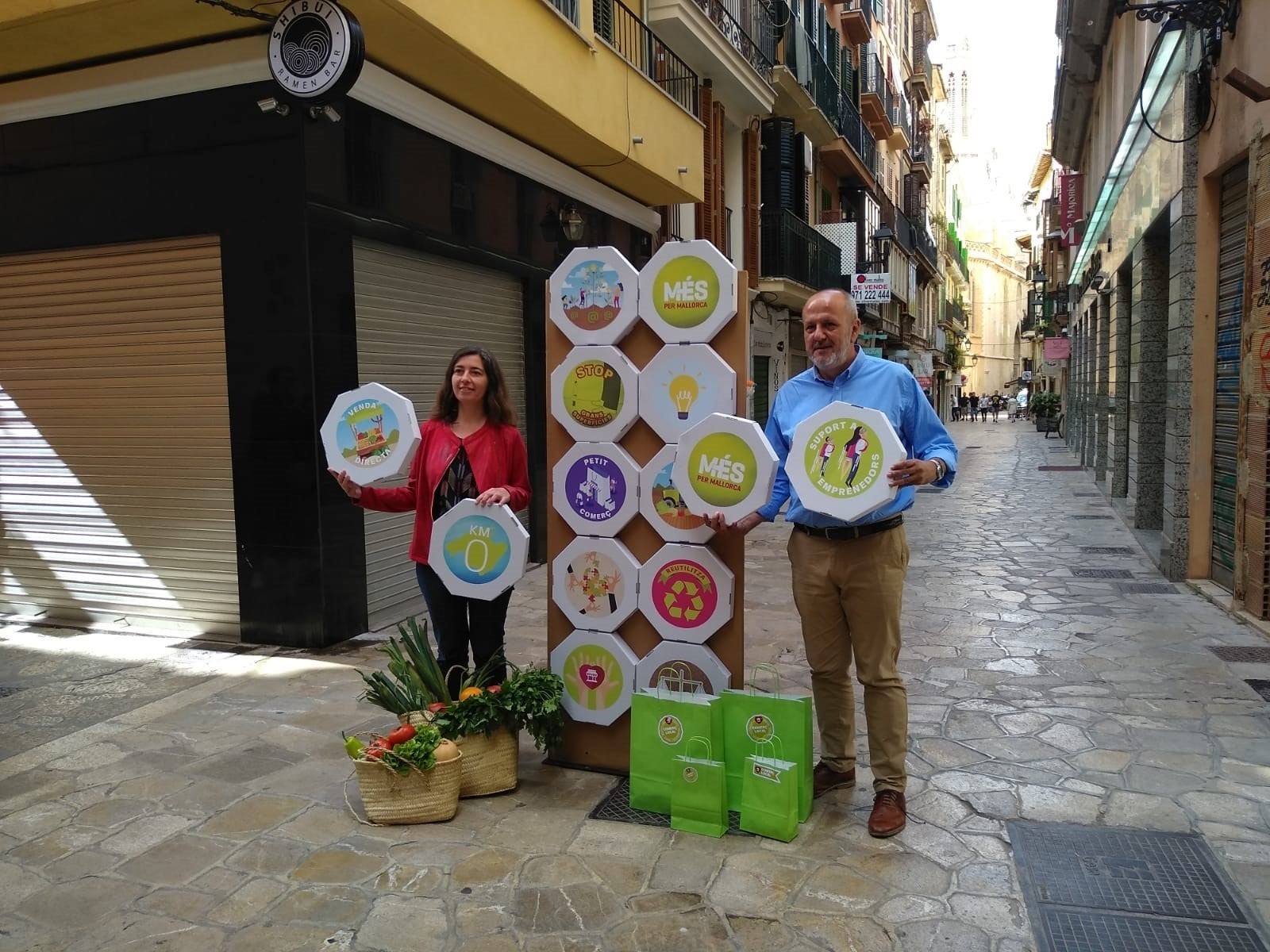 MÉS per Mallorca insiste en la importancia del "comercio de proximidad" para generar una movilidad "más sostenible" MÉS per Mallorca insiste en la importancia del "comercio de proximidad" para generar una movilidad "más sostenible"