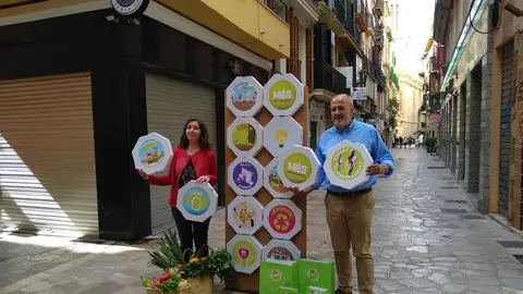 Miquel Ensenyat, candidato de MES al Govern, y Neus Truyol, número 2 a Cort. Miquel Ensenyat, candidato de MES al Govern, y Neus Truyol, número 2 a Cort.