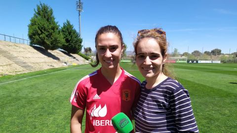 Nahikari Garc&iacute;a junto a Ana Rodr&iacute;guez
