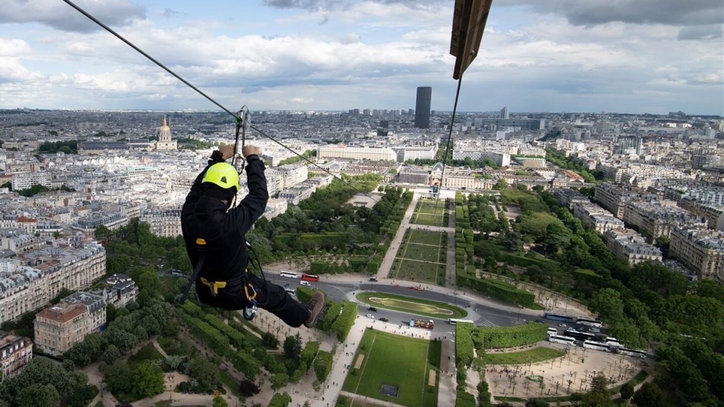 Tirolina Torre Eiffel